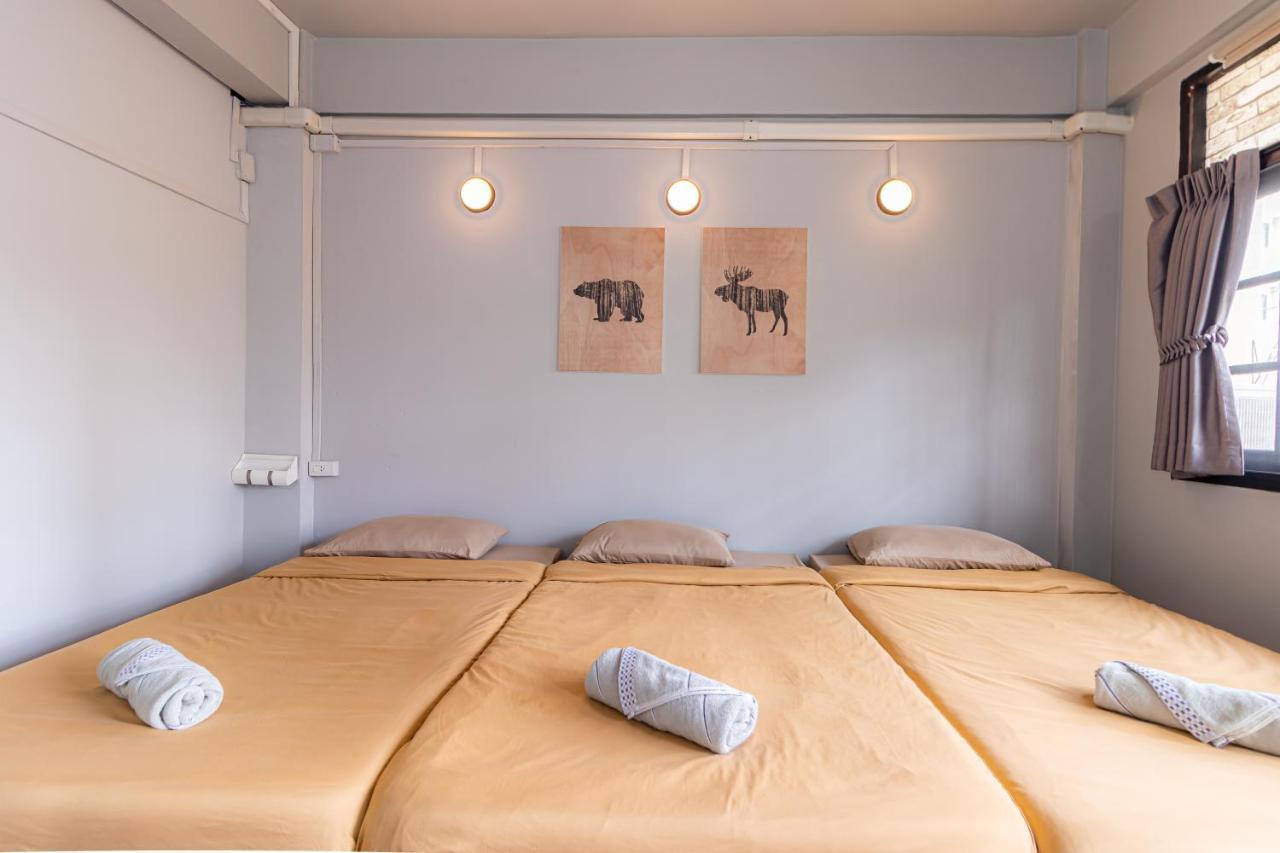 Snoozzze Hostel ใกล้รถไฟฟ้า ย่านบางรัก (Adults Only) Bangkok Eksteriør billede