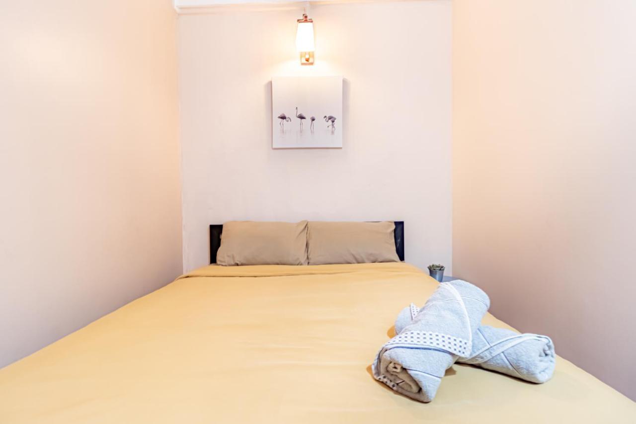 Snoozzze Hostel ใกล้รถไฟฟ้า ย่านบางรัก (Adults Only) Bangkok Eksteriør billede