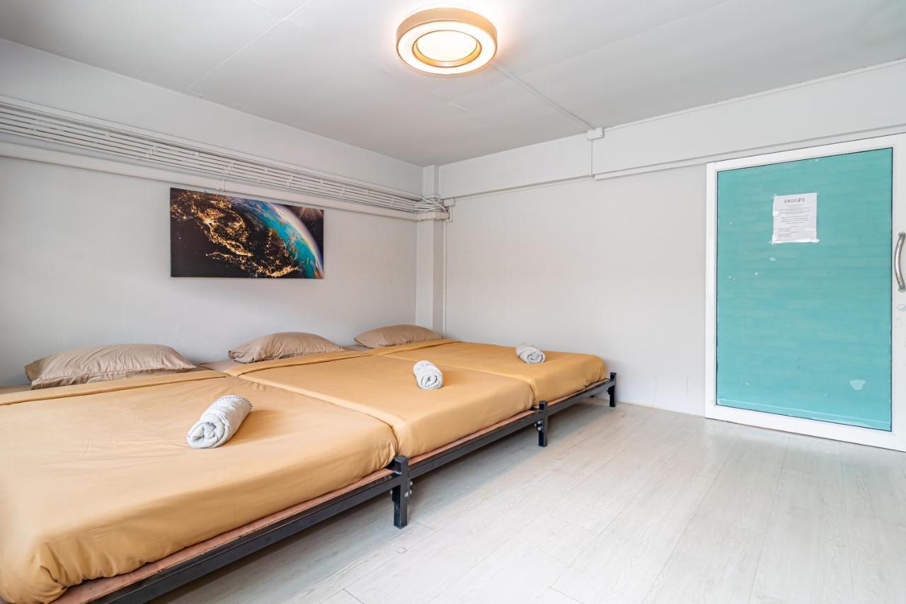 Snoozzze Hostel ใกล้รถไฟฟ้า ย่านบางรัก (Adults Only) Bangkok Eksteriør billede