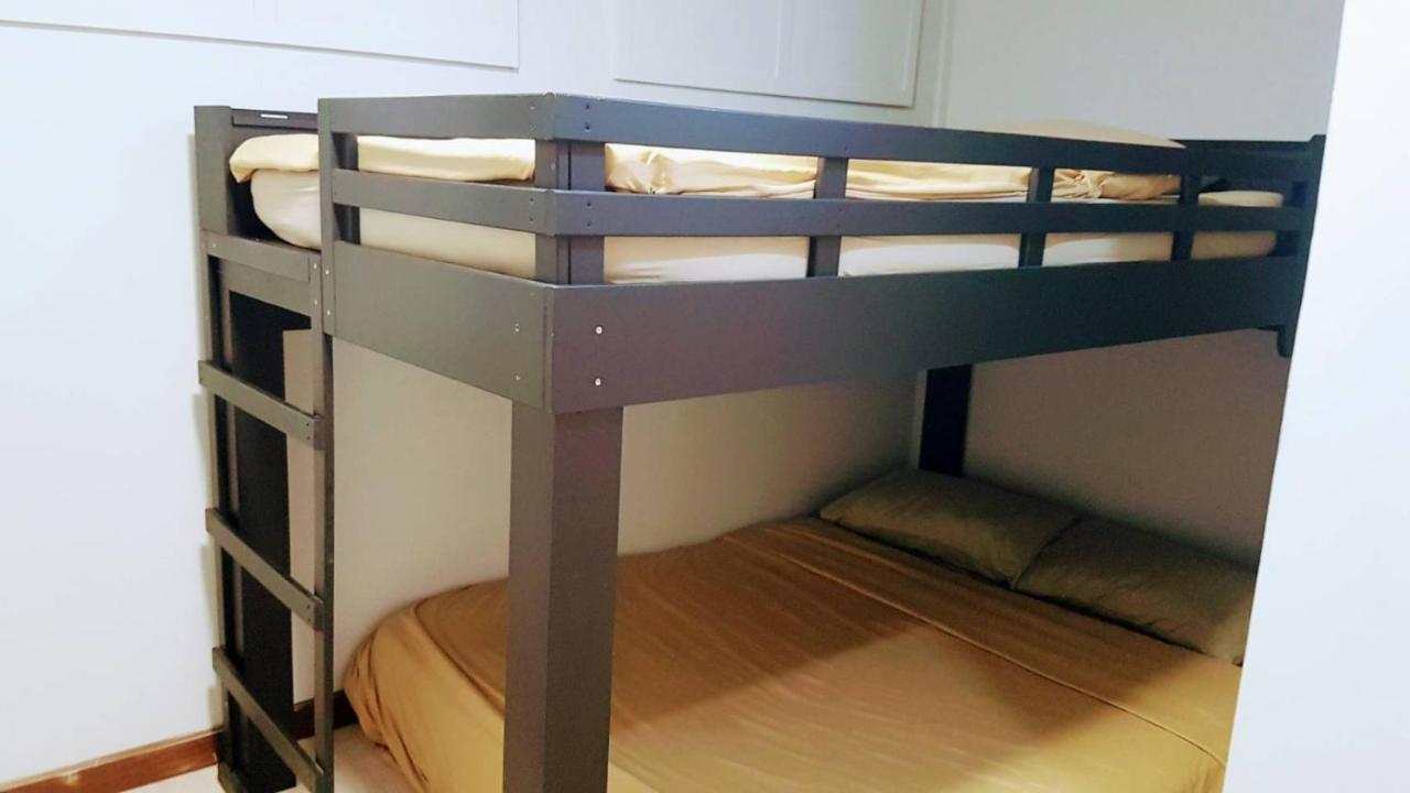 Snoozzze Hostel ใกล้รถไฟฟ้า ย่านบางรัก (Adults Only) Bangkok Eksteriør billede